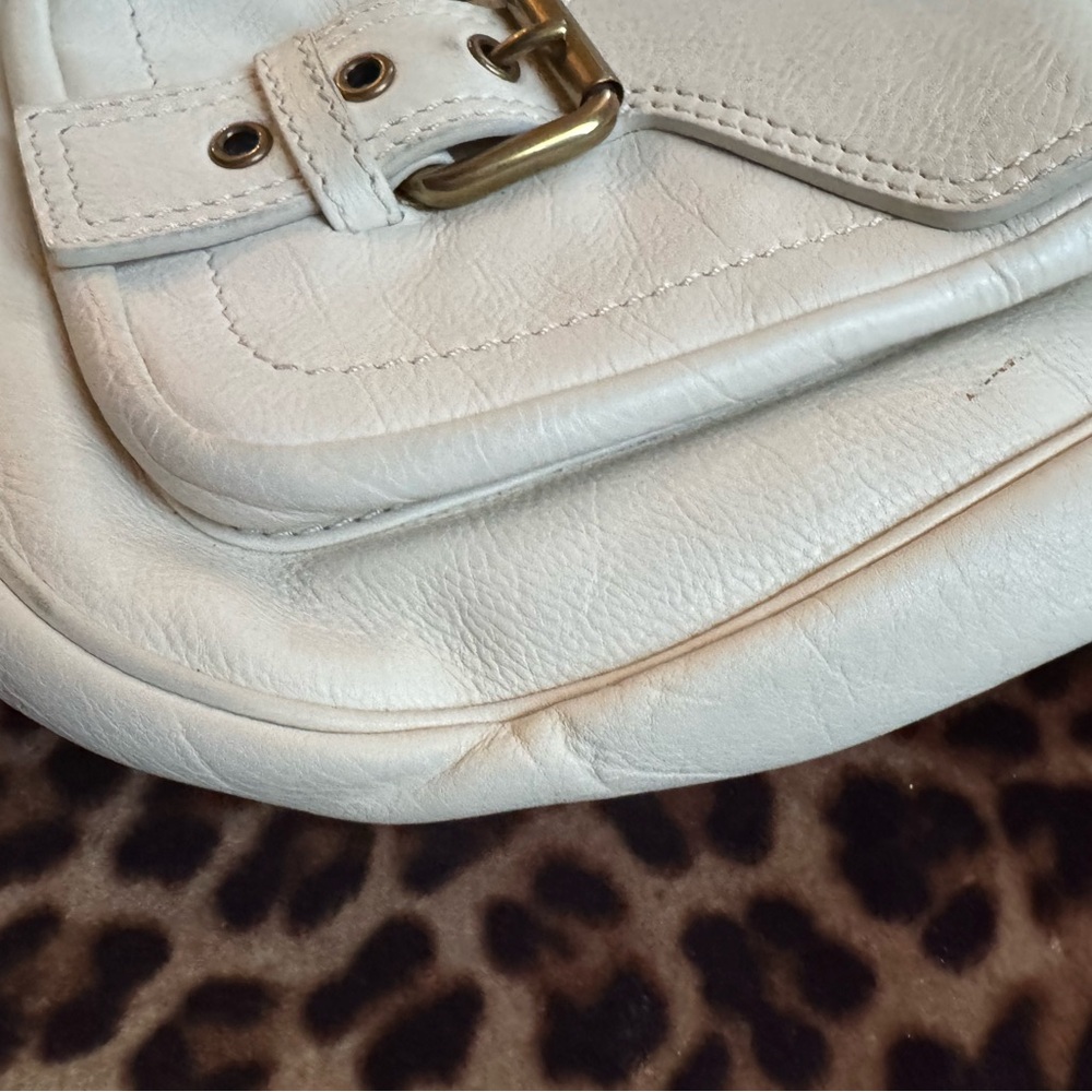 Marc Jacobs White Stella Limited Edition Shoulder Bag with Brass Hardware - Picture 7 of 10